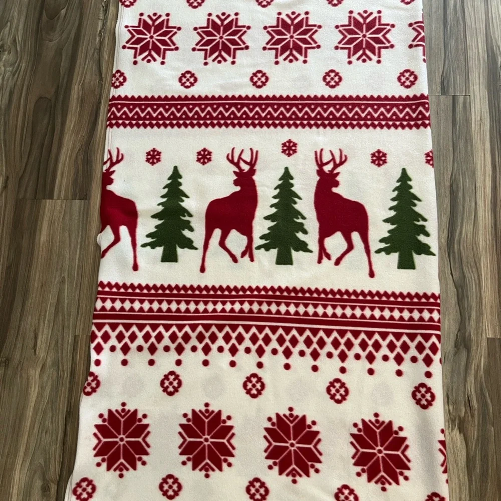 Christmas Holiday Reindeer Snowflakes Fleece Cuddle Wrap Blanket With zippers